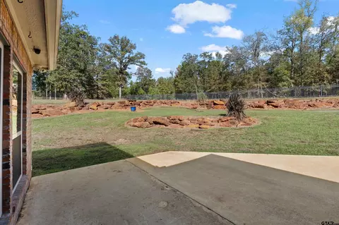 Exterior - 421 Shadowood Dr, Marshall, TX 75672 photo 8 of 8