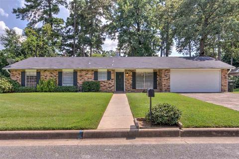 302 E Twilight Dr, Longview, TX 75604 photo 1
