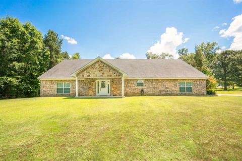 246 Radar Rd, Longview, TX 75603 photo 1