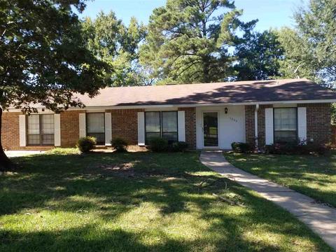 1507 Centenary Dr, Longview, TX 75601 photo 1