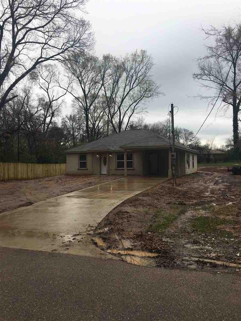 310 E Dancer Dr, Longview, TX 75604 photo 1