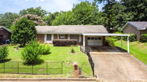 605 Golfcrest, Longview, TX 75604 photo 1