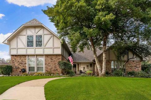 909 Regency Dr, Longview, TX 75604 photo 1