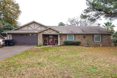 3702 Mark Dr, Longview, TX 75604 photo 1