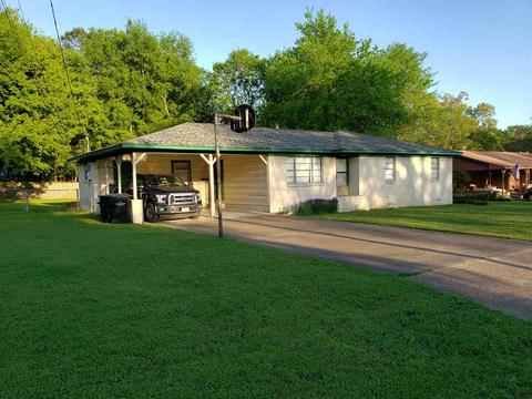 2204 Delta St, Longview, TX 75604 photo 1