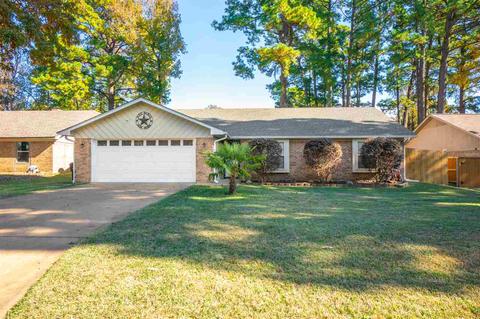 702 Northwest Dr, Longview, TX 75604 photo 1