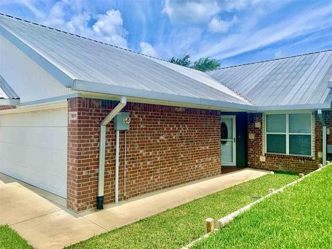 1811 Flagstone, Longview, TX 75605 photo 1
