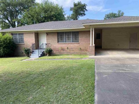 904 Baylor Dr, Longview, TX 75601 photo 1