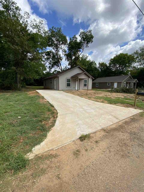 217 Mitchell St, Longview, TX 75601 photo 2