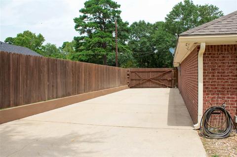 218 Locklear Ave, Longview, TX 75605 photo 24