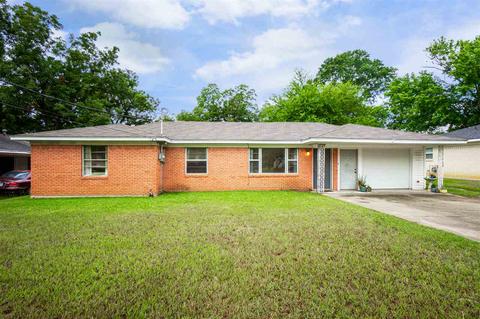1409 Centenary Dr, Longview, TX 75601 photo 1