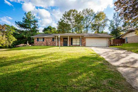 1700 Crestview Dr, Longview, TX 75604 photo 1