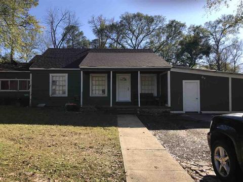 806 Melton St, Longview, TX 75602 photo 1