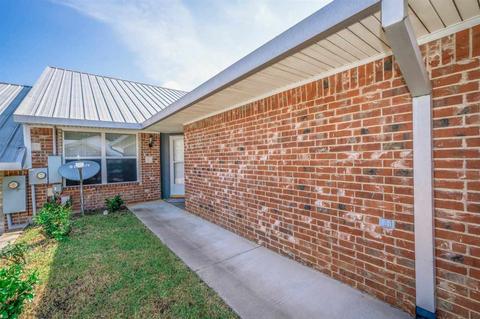 1805 Riverstone Ln, Longview, TX 75605 photo 1