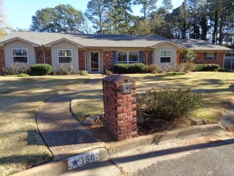 1502 Willowview, Longview, TX 75604 photo 1