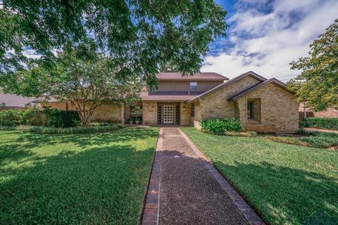 2009 E Warwick Cir, Longview, TX 75601 photo 1
