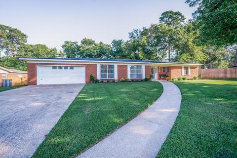 311 Biscayne Dr, Longview, TX 75604 photo 1