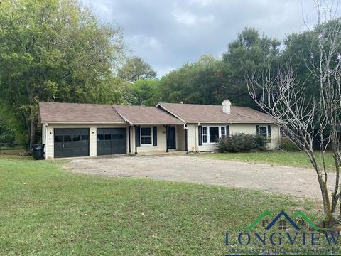 111 Commander, Longview, TX 75605 photo 1