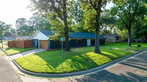 1301 Elgin, Longview, TX 75604 photo 23