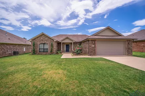 113 Brookway Ln, Longview, TX 75604 photo 1