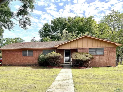 201 Doyle St, Longview, TX 75601 photo 1