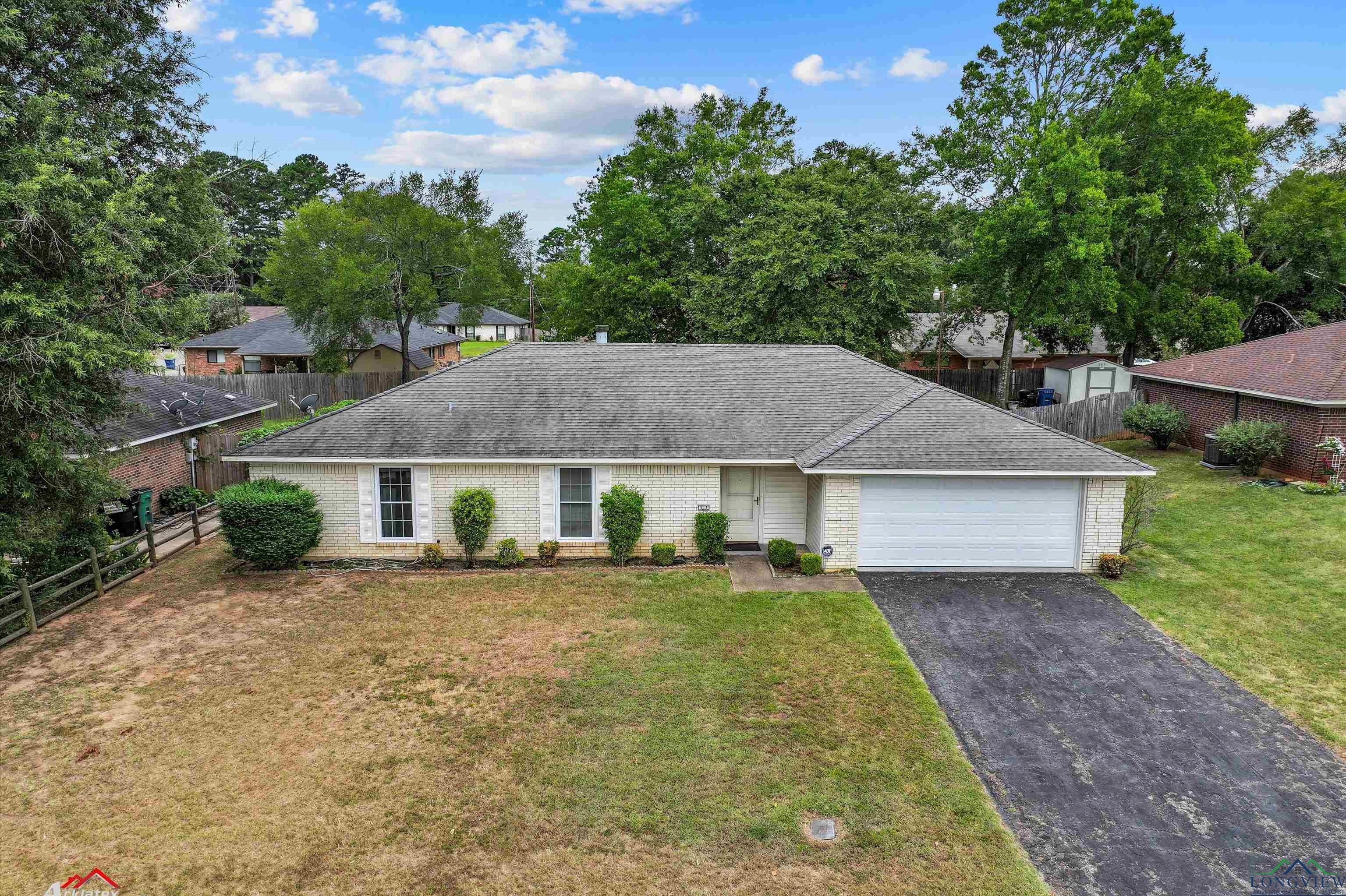 213 Rebecca Cir  