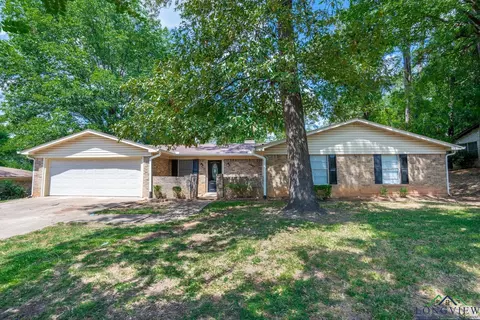 204 Fairview Dr, Longview, TX 75604 photo 1