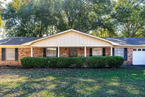 604 Gemi Dr, Longview, TX 75604 photo 1