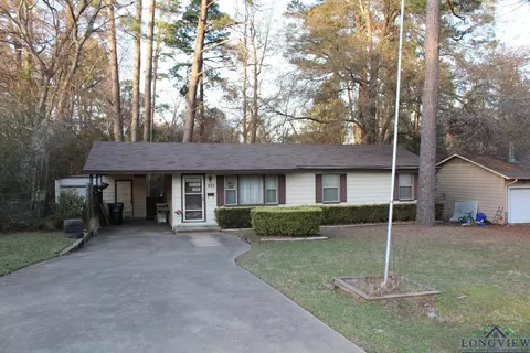 213 E Pirate, Longview, TX 75604 photo 1