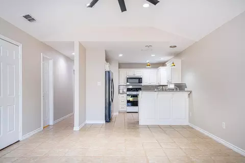 1300 Pine Tree Rd, Longview, TX 75604 photo 4