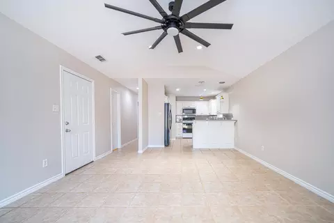 1300 Pine Tree Rd, Longview, TX 75604 photo 2