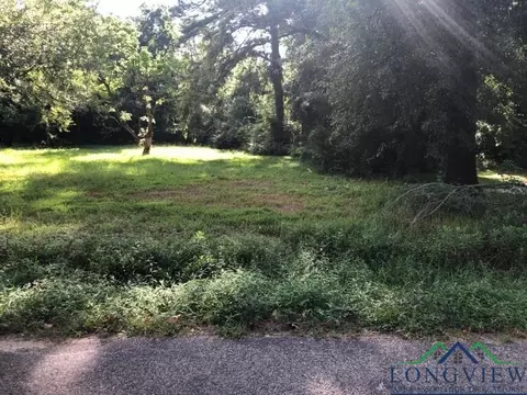 1104 Hutchings Blvd, Longview, TX 75602