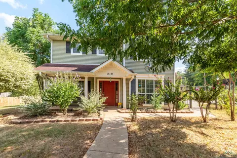 219 Lomond, Longview, TX 75601 photo 1