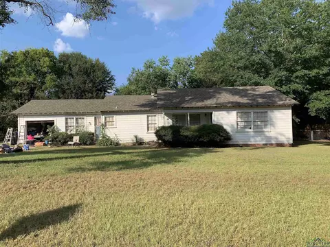 105 E Ann Dr, Longview, TX 75601 photo 1