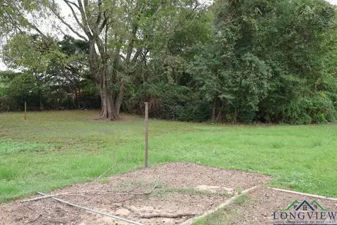 507 Pine Tree Rd, Longview, TX 75605 photo 9