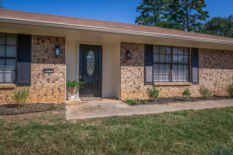 3712 Mark Dr, Longview, TX 75604 photo 1