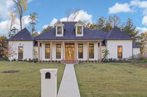 4505 Virginia Creek Rd, Longview, TX 75605