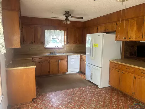 16760 Fm 31, Elysian Fields, TX 75642 photo 7