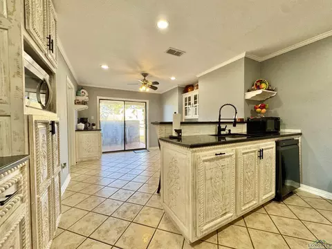 100 Bretta Cir, Longview, TX 75605 photo 12