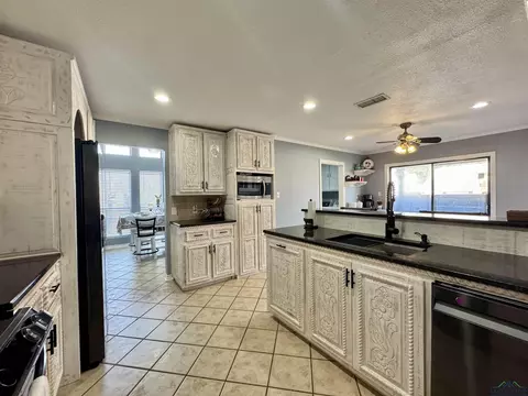 100 Bretta Cir, Longview, TX 75605 photo 13