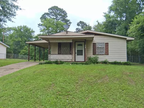 310 Fannin, Lone Star, TX 75668