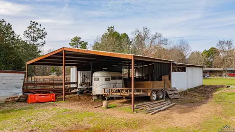 5460 S Interstate 20 Rd E, Marshall, TX 75672 photo 8