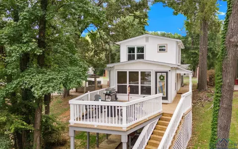 813 Lakeview Dr # A, Jefferson, TX 75657