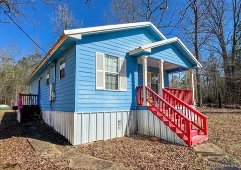 569 Whippoorwill Dr, Jefferson, TX 75657
