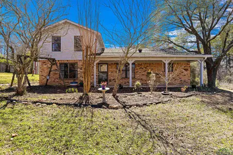2718 E Cotton St, Longview, TX 75602 photo 1