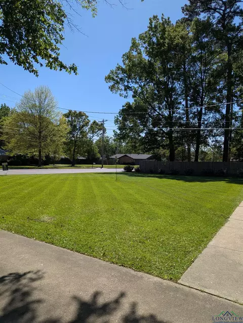 905 Eden, Longview, TX 75605 photo 4