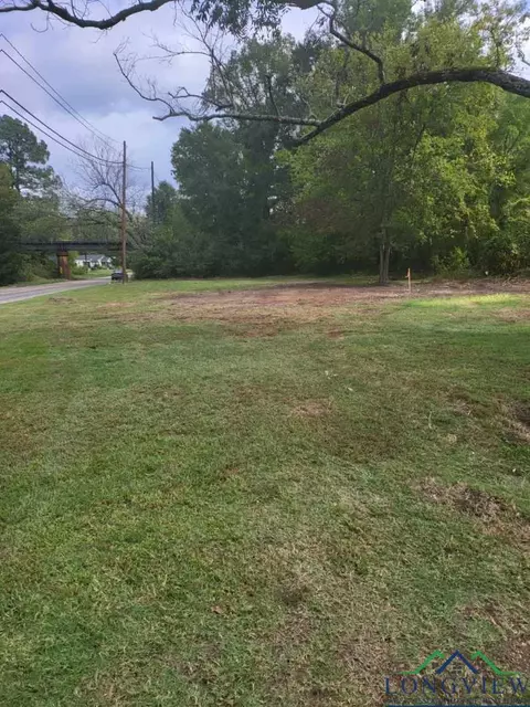 302 St John, Jefferson, TX 75657