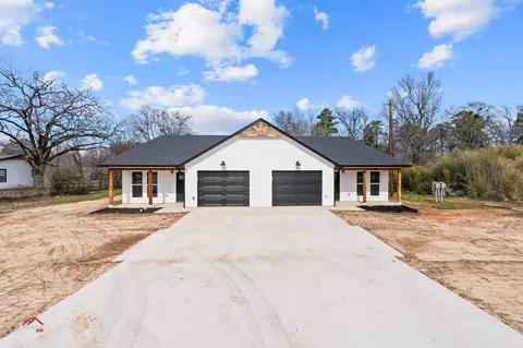 3219 Stone Rd, Kilgore, TX 75662