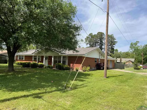 409 E Whelan, Jefferson, TX 75657 photo 1