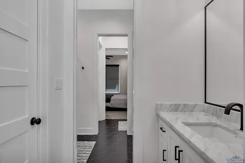 1112 Masters Way, Longview, TX 75605 photo 29